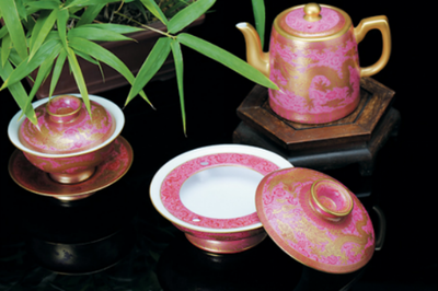 非遺精品薈萃、工藝名家云集 近百家景德鎮陶瓷名企再聚潘家園