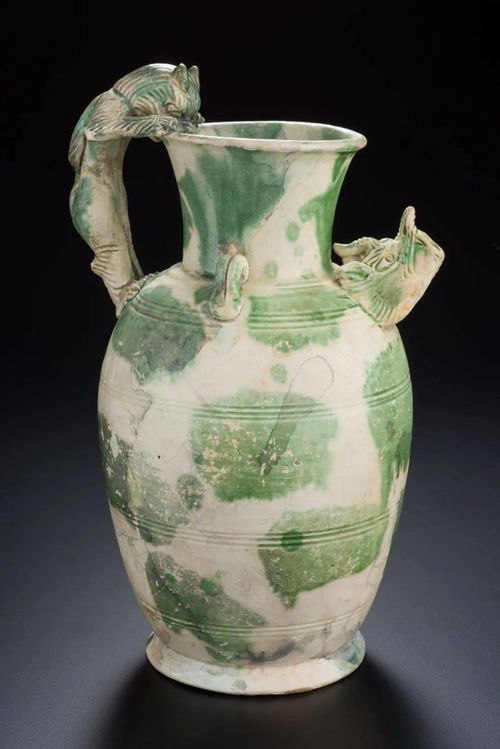 沉睡海底千年的黑石號(hào)文物 展開唐代海上絲路陶瓷圖卷